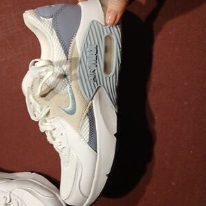 Nike Air Mesh White Sneakers NWT...Size 6 Retail 80.00.